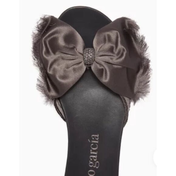 PEDRO GARCIA Sandal GARIELA BLACK SATIN BOW Slide Crystal  Size 39.5 / 9.5 - Picture 1 of 10